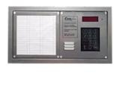 EVKT 800 központ + 3 oszlopos névtábla Digitális kaputelefon központ