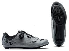 NORTHWAVE Cipő NW ROAD STORM CARBON 2 44,5 ezüst fényvisszaverős 80221013-95-445