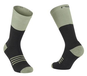 NORTHWAVE Zokni NW téli EXTREME PRO HIGH M (40-43) zöld MINTA 89212040-137-M